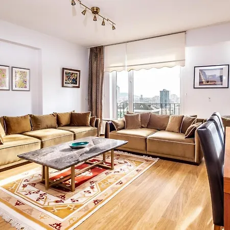 Colorful Flat In Umraniye Apartamento